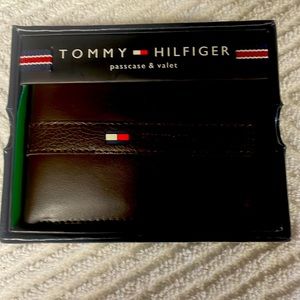 New Tommy Hilfiger wallet